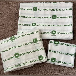✅ SOLD John Deere Nothing Runs Like A Deer Sheet Set